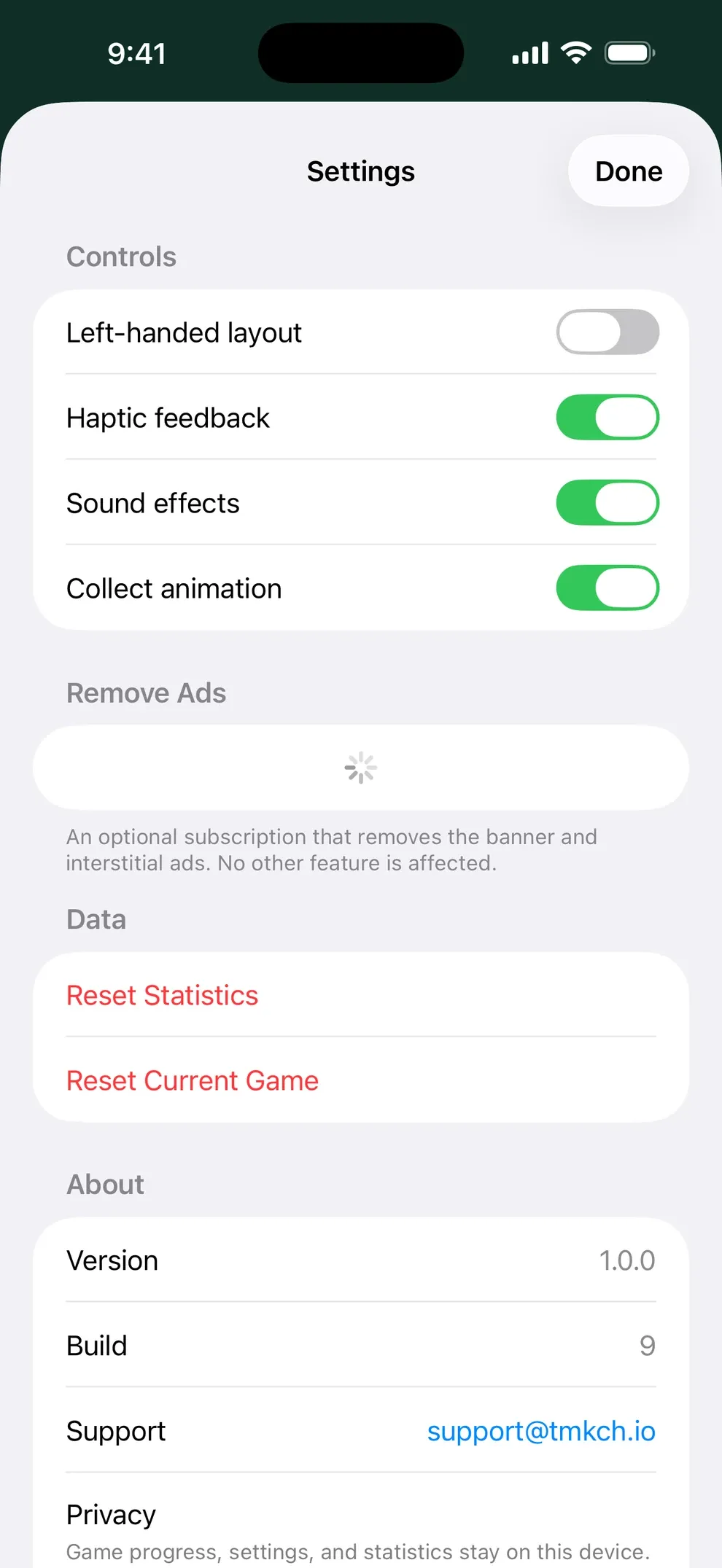 The settings screen, with left-handed mode, haptics, sound, and the collect animation toggle